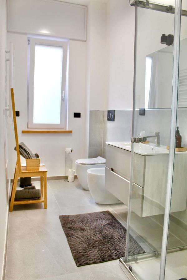 Appartement Design Moderno In Centro - Lainate- Rho Fiera Extérieur photo